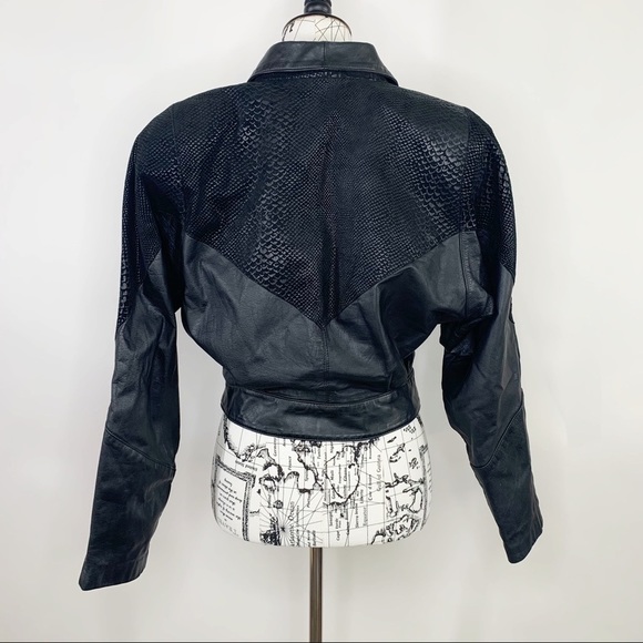 Chia Women’s leather jacket size medium - Picture 3 of 7